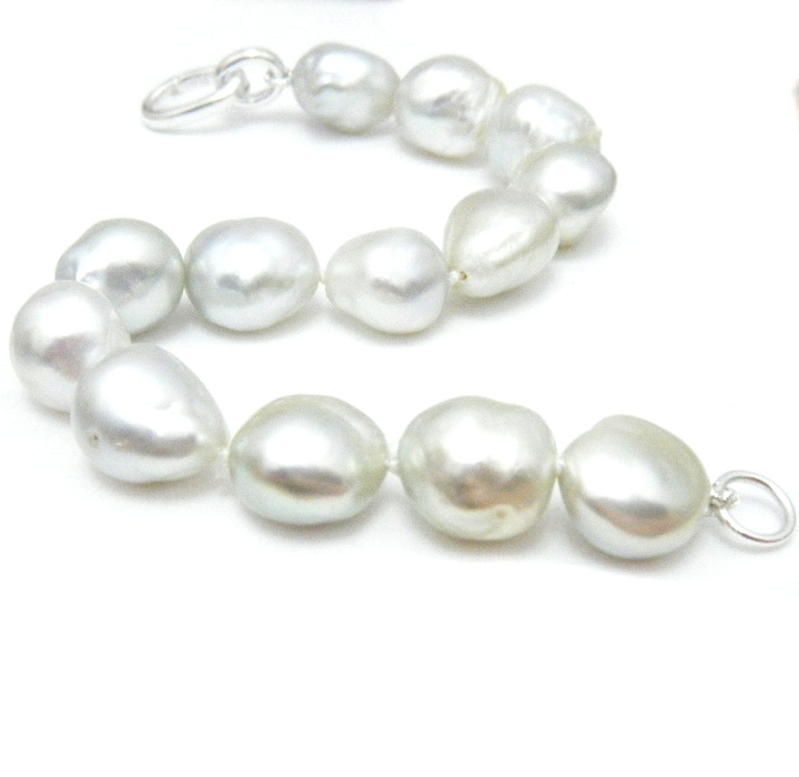 White Baroque South Sea Pearl Bracelet